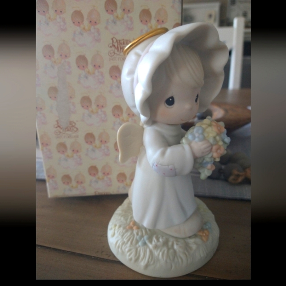Brand new Vintage Precious Moments 1996